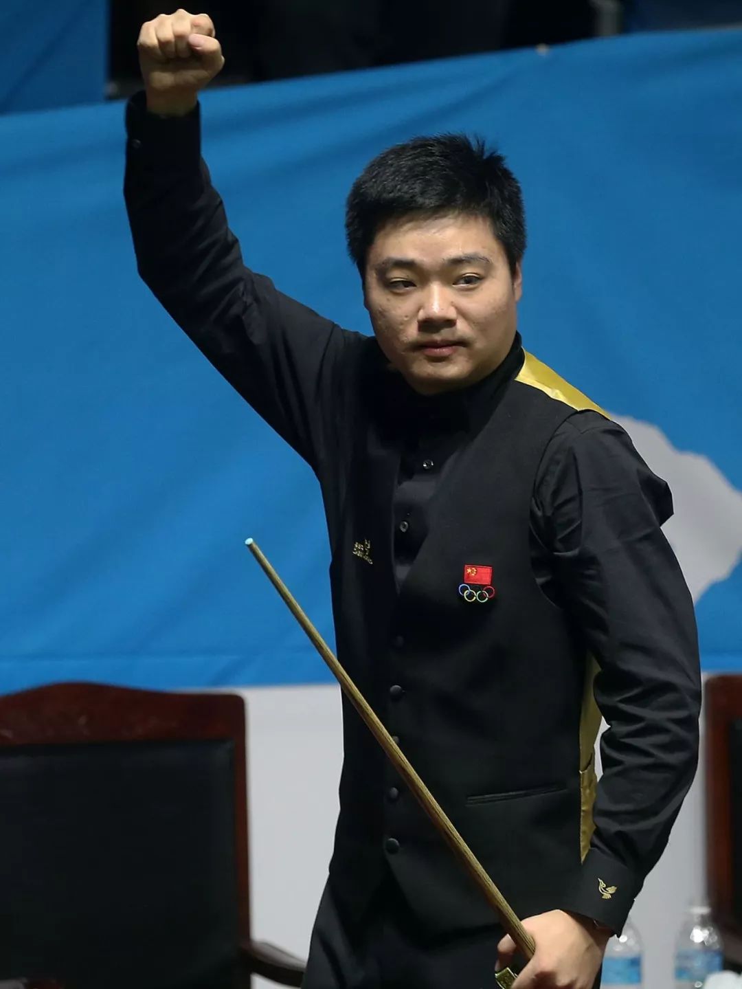 须提前半步 须提前半步